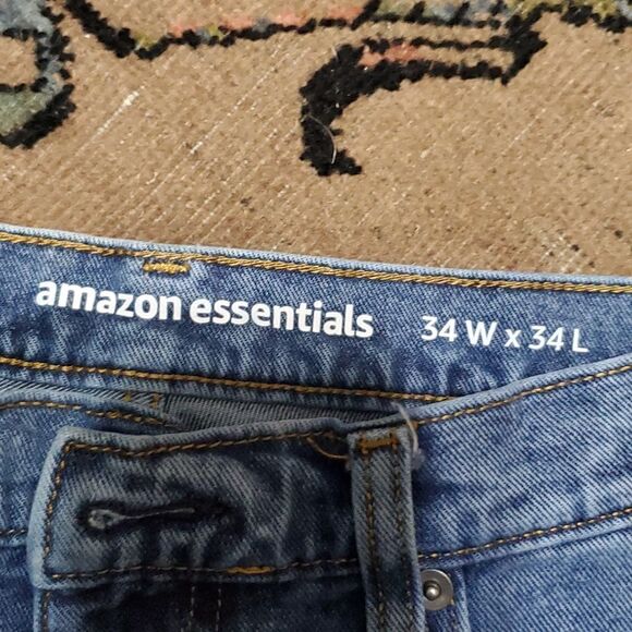 Amazon Essentials Men's Jeans, Slim Fit Stretch, Bootcut - Picture 6 of 7